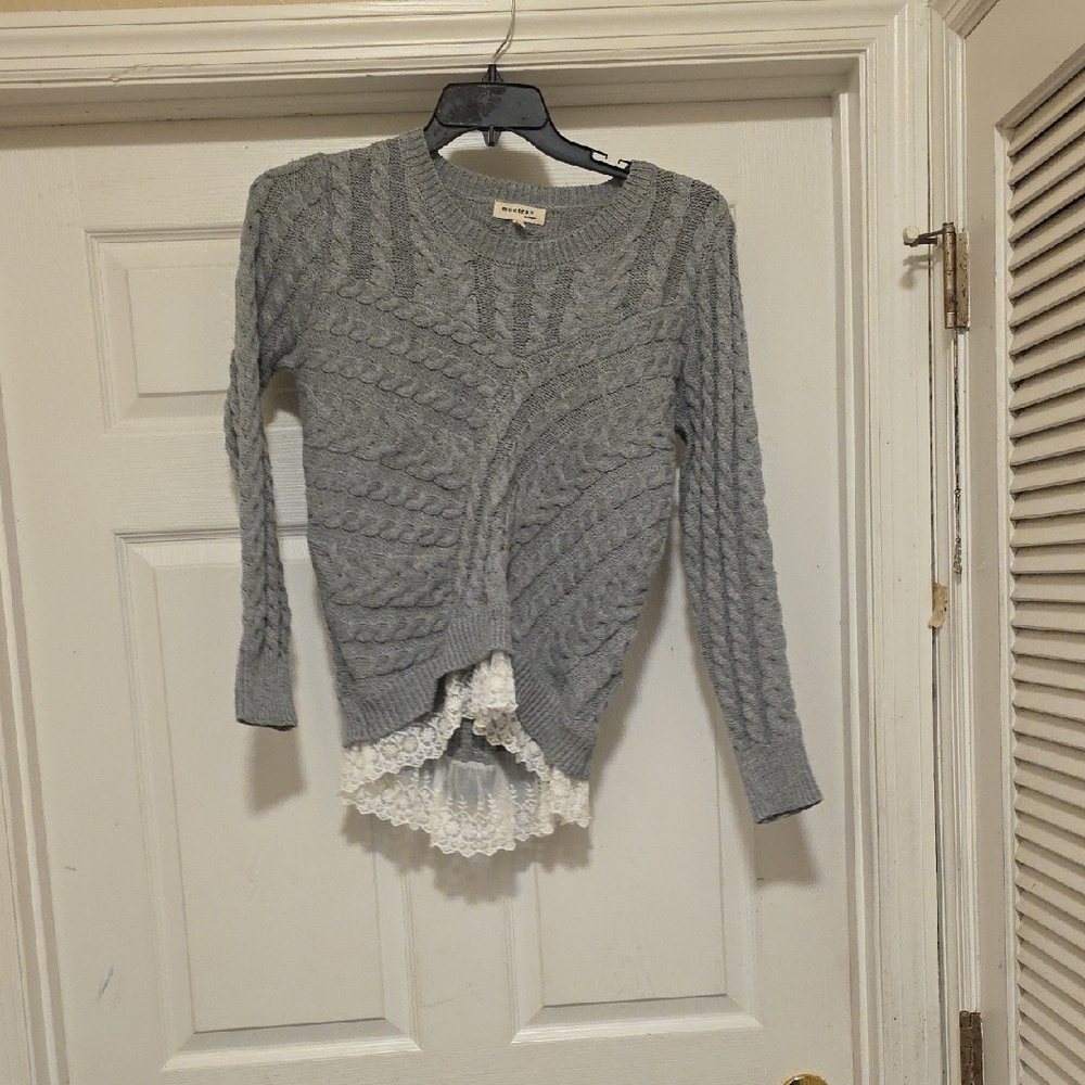 Monteau Gray V-Neck Sweater